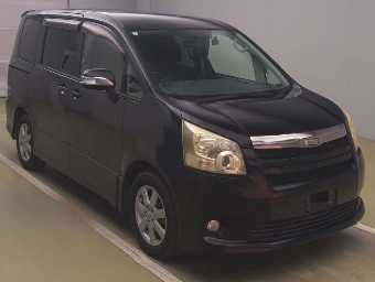 TOYOTA NOAH 2008 Image 3