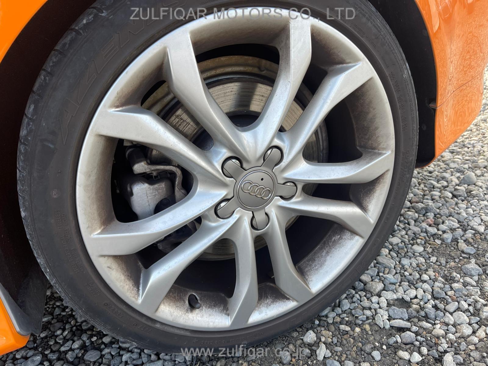 AUDI S3 2010 Image 11