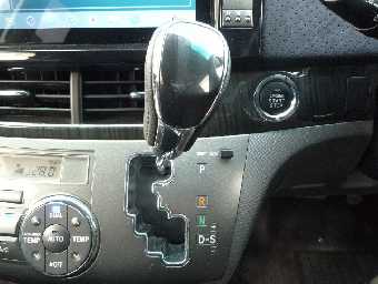 TOYOTA ESTIMA 2009 Image 12