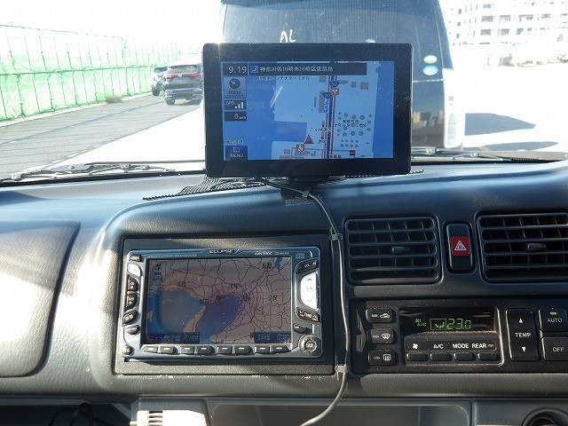 MAZDA BONGO FRIENDEE 2001 Image 27