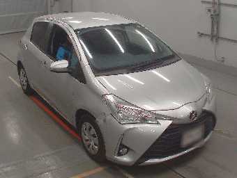 TOYOTA VITZ 2018 Image 5