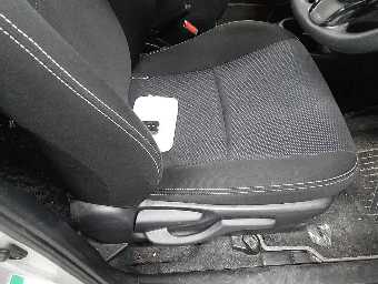 TOYOTA VITZ 2018 Image 8