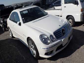 MERCEDES BENZ E CLASS 2004 Image 4