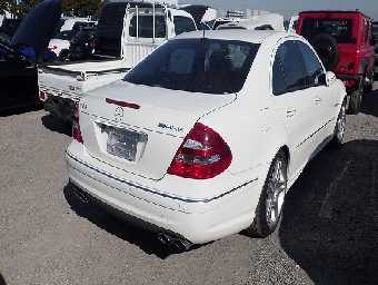 MERCEDES BENZ E CLASS 2004 Image 5