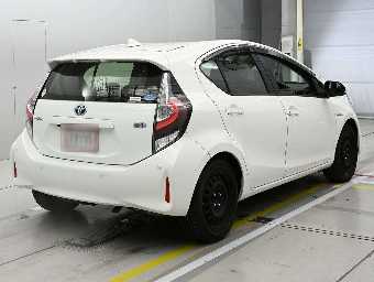 TOYOTA AQUA 2020 Image 2