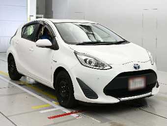 TOYOTA AQUA 2020 Image 5