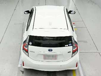 TOYOTA AQUA 2020 Image 8