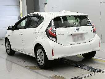 TOYOTA AQUA 2020 Image 6