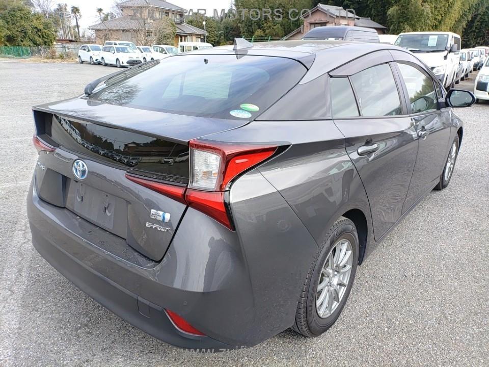 TOYOTA PRIUS 2021 Image 2