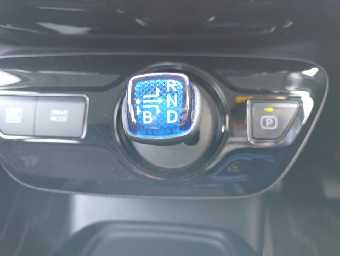 TOYOTA PRIUS 2021 Image 11