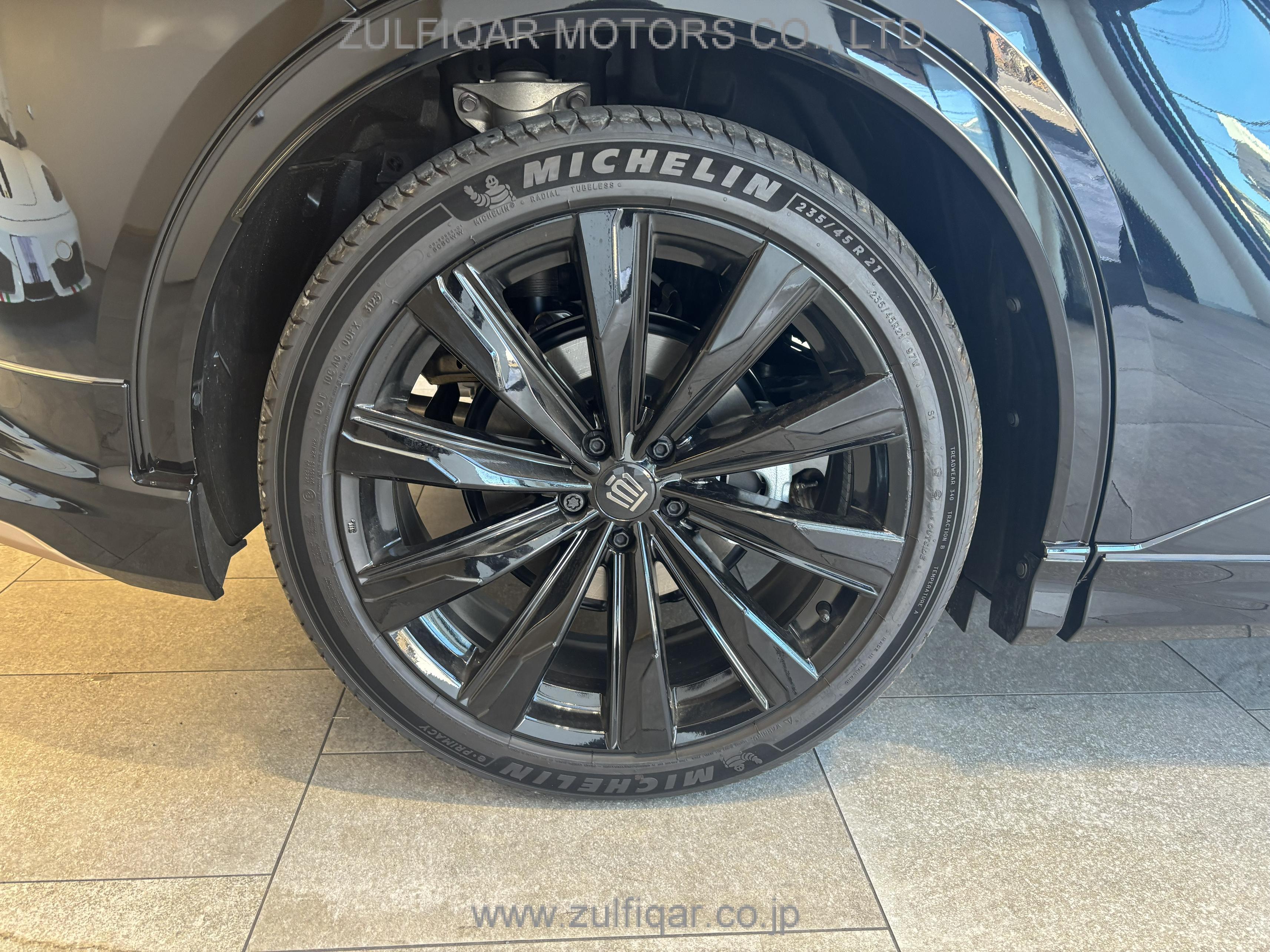 TOYOTA CROWN SPORT 2025 Image 11