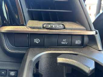 TOYOTA CROWN SPORT 2025 Image 37