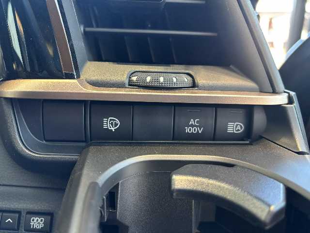 TOYOTA CROWN SPORT 2025 Image 43