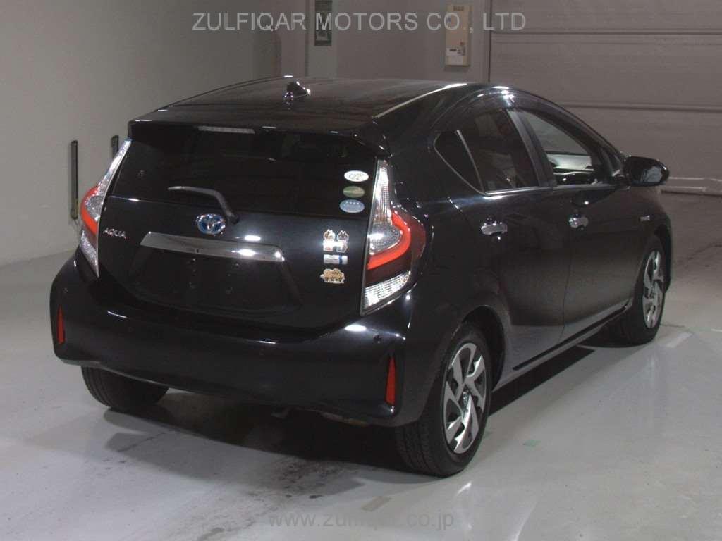 TOYOTA AQUA 2019 Image 2