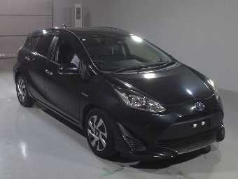 TOYOTA AQUA 2019 Image 3