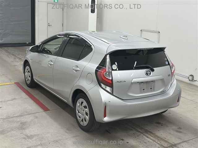 TOYOTA AQUA 2019 Image 2