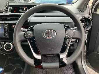 TOYOTA AQUA 2019 Image 3