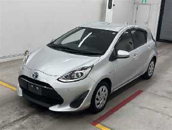 TOYOTA AQUA 2019 Image 4