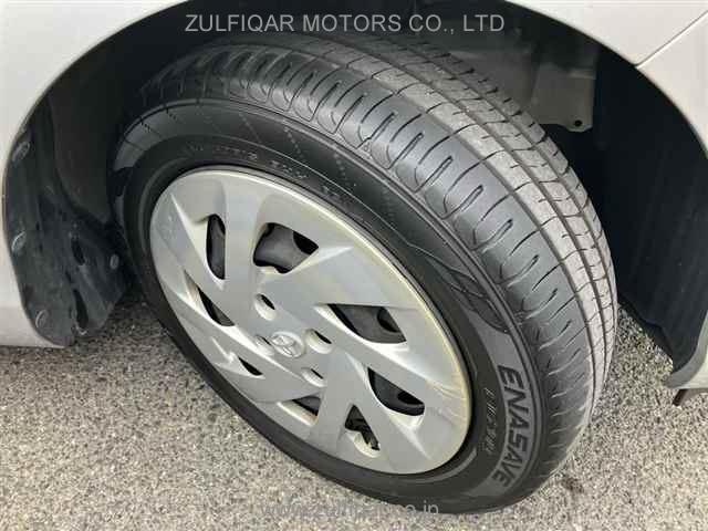 TOYOTA AQUA 2019 Image 9