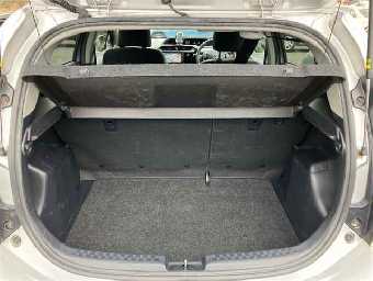 TOYOTA AQUA 2019 Image 10