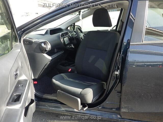 TOYOTA AQUA 2018 Image 12