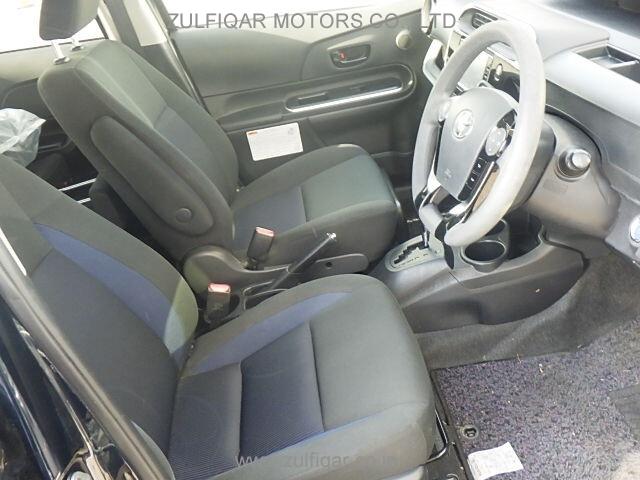 TOYOTA AQUA 2018 Image 8