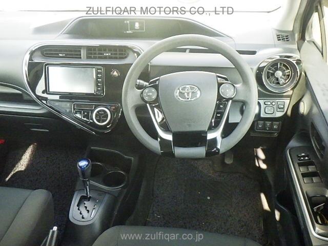 TOYOTA AQUA 2018 Image 9