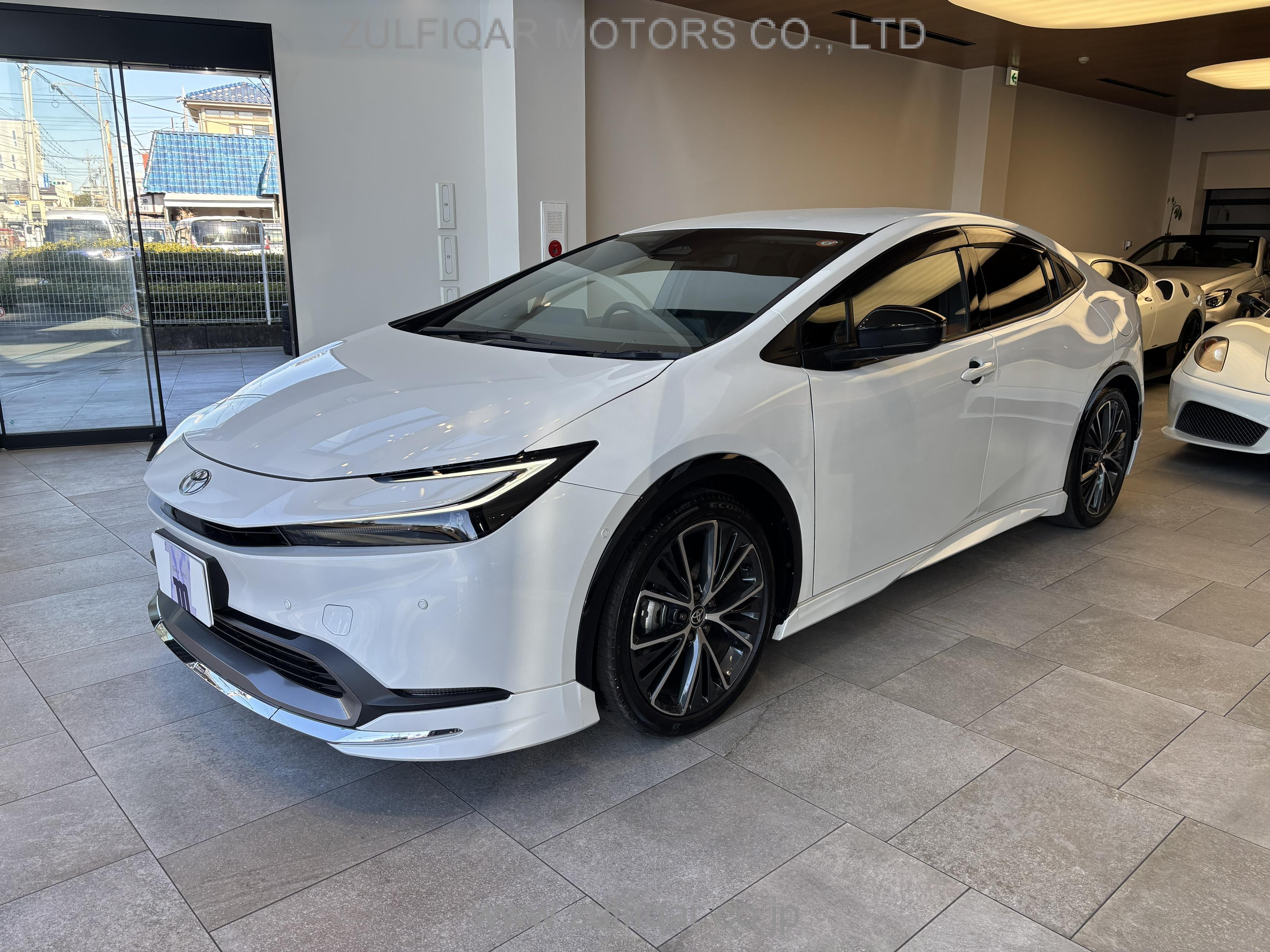 TOYOTA PRIUS 2025 Image 1