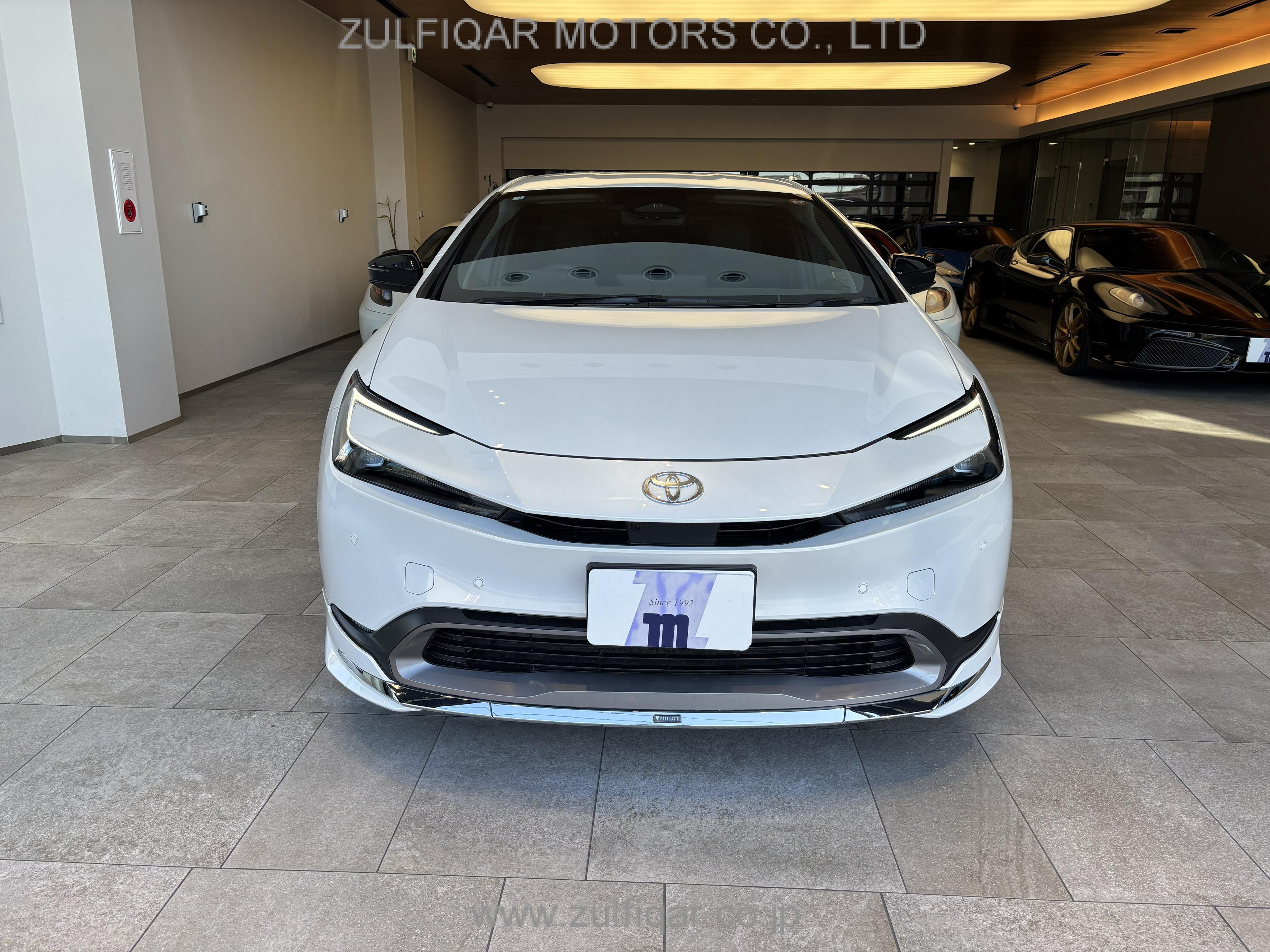 TOYOTA PRIUS 2025 Image 2
