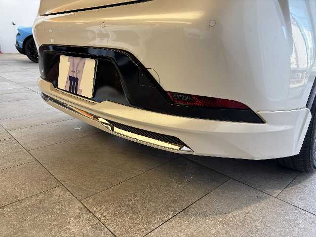 TOYOTA PRIUS 2025 Image 24