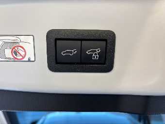 TOYOTA PRIUS 2025 Image 27