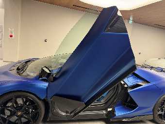 LAMBORGHINI REVUELTO 2024 Image 11