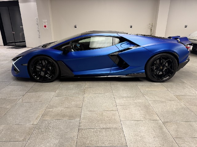 LAMBORGHINI REVUELTO 2024 Image 29