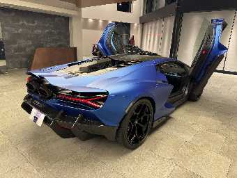 LAMBORGHINI REVUELTO 2024 Image 4