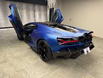 LAMBORGHINI REVUELTO 2024 Image 6