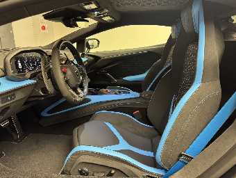 LAMBORGHINI REVUELTO 2024 Image 9