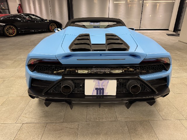 LAMBORGHINI HURACAN 2022 Image 20