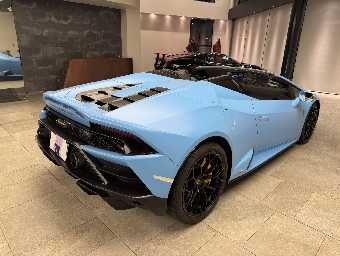 LAMBORGHINI HURACAN 2022 Image 5