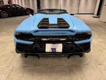 LAMBORGHINI HURACAN 2022 Image 6