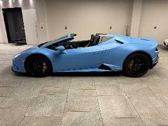 LAMBORGHINI HURACAN 2022 Image 8