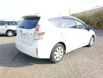 TOYOTA PRIUS ALPHA 2021 Image 2