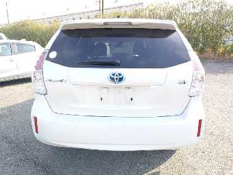 TOYOTA PRIUS ALPHA 2021 Image 3