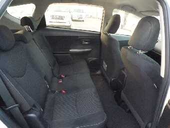 TOYOTA PRIUS ALPHA 2021 Image 11