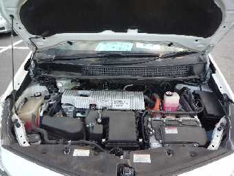 TOYOTA PRIUS ALPHA 2021 Image 15