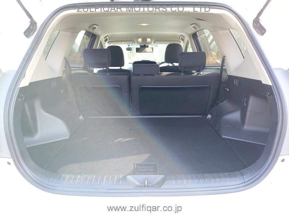 TOYOTA PRIUS ALPHA 2021 Image 7