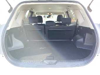 TOYOTA PRIUS ALPHA 2021 Image 7