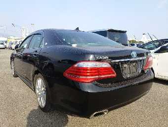 TOYOTA CROWN 2010 Image 4