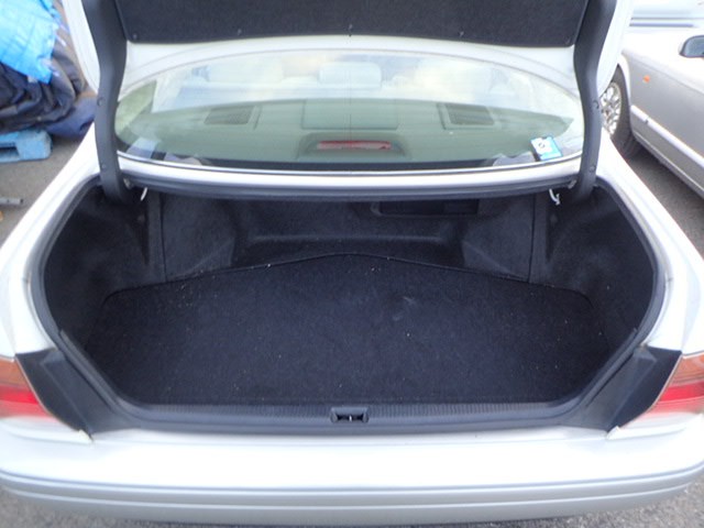 TOYOTA CROWN 2001 Image 19