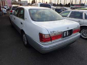 TOYOTA CROWN 2001 Image 3