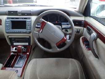 TOYOTA CROWN 2001 Image 6